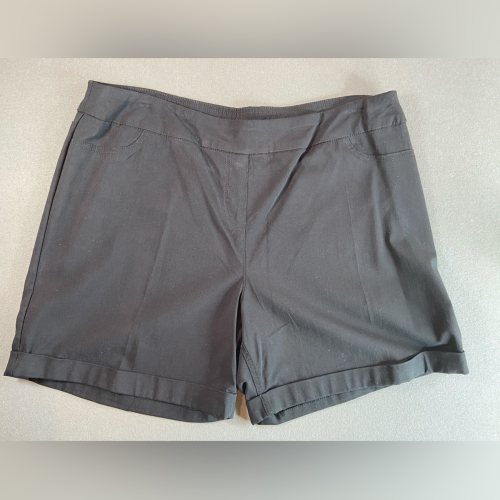Soft Surroundings Black Cuffed Stretchy Shorts pull On Size‎ XL